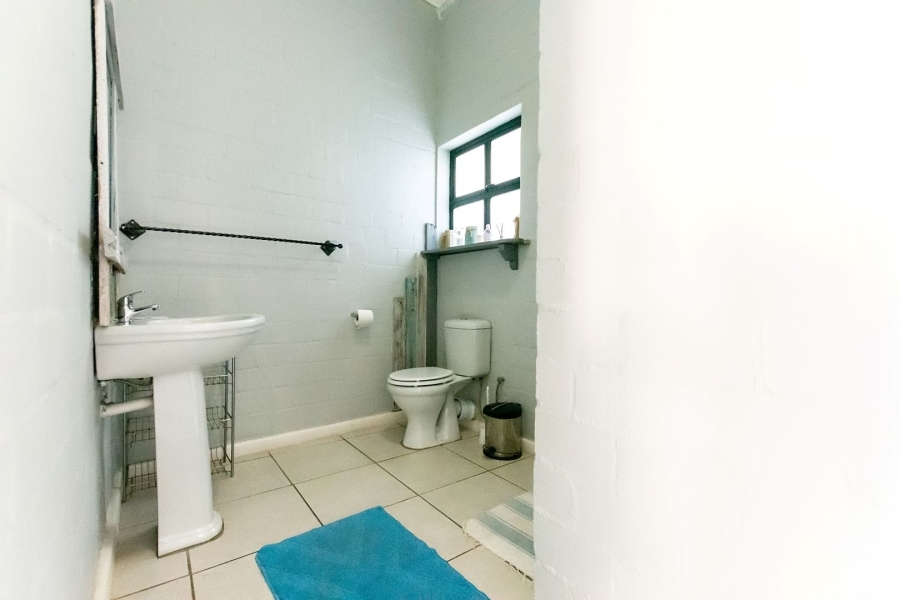 13 Bedroom Property for Sale in Olifantskop Western Cape